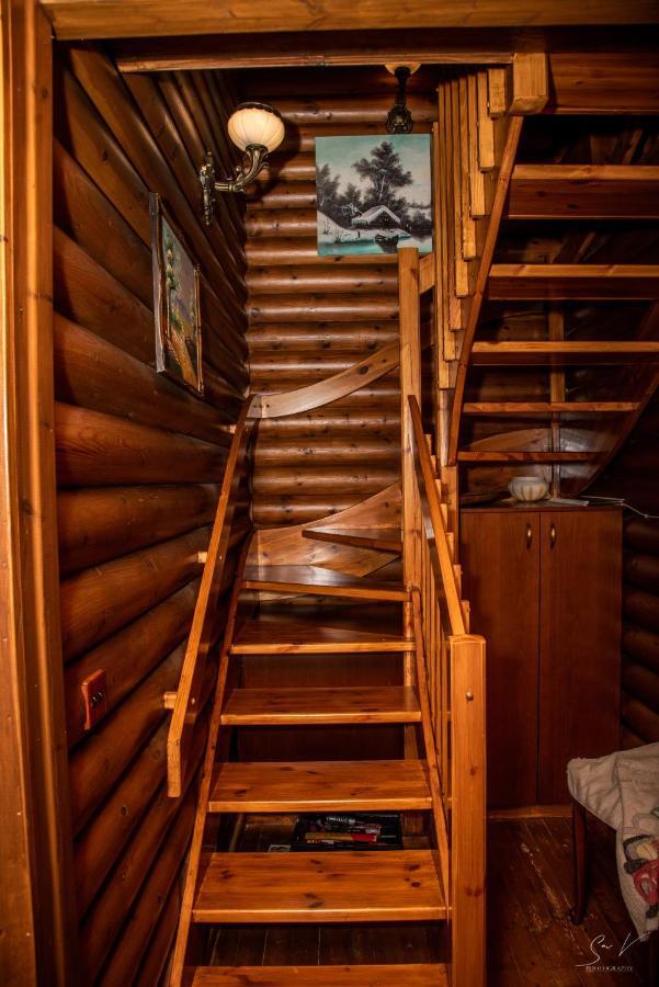 *2 Bdr Log House /Mountains/Queen Bed/Fireplace Gourri Ngoại thất bức ảnh